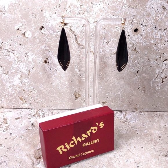 Vintage Richard J Barile Black Coral Earrings w/14k Gold Trim - Picture 1 of 9